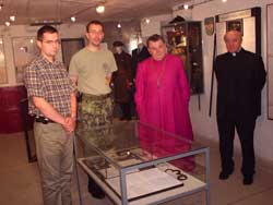 Biskup Dominik Duka navštívil Pěchotní srub K-S 14 „U cihelny“